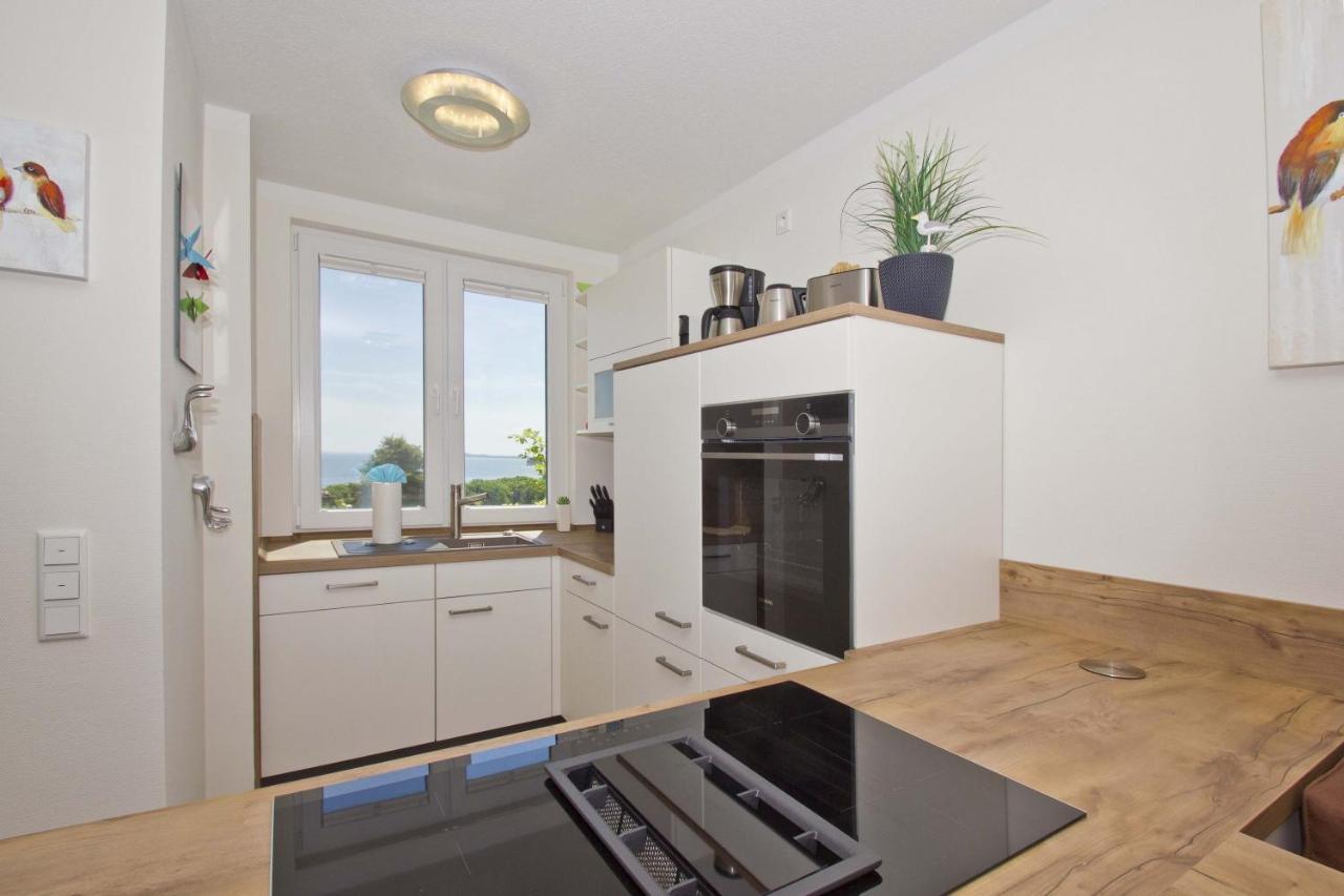 Mit Meerblick Und Terrasse, Gratis Nutzung Vom Ahoi Erlebnisbad Und Sauna In Sellin - Meeresblick Fewo 68 Goehren  Kültér fotó
