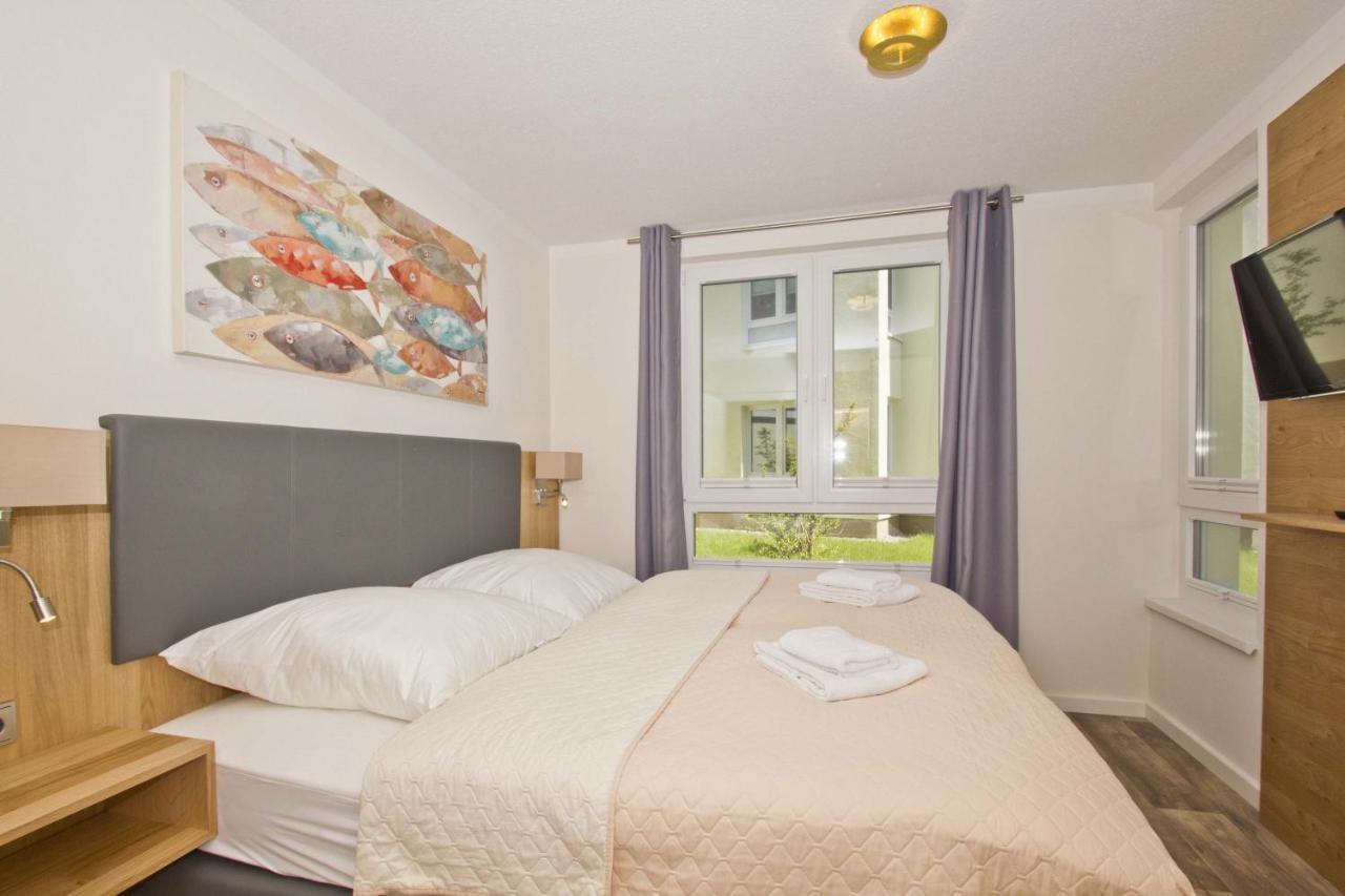 Mit Meerblick Und Terrasse, Gratis Nutzung Vom Ahoi Erlebnisbad Und Sauna In Sellin - Meeresblick Fewo 68 Goehren  Kültér fotó